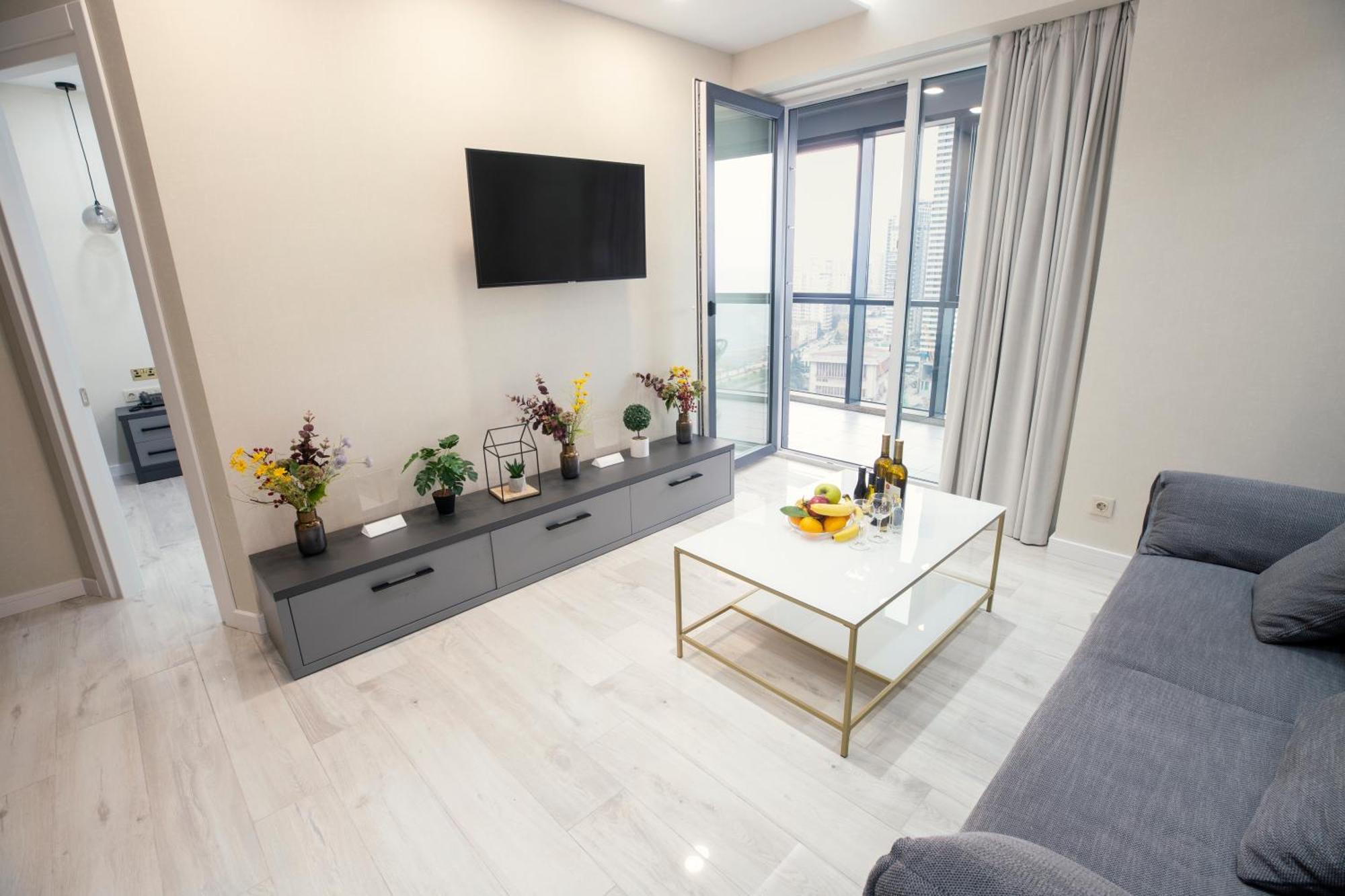Ng Premium Apartments In Alliance Palace Batumi Ngoại thất bức ảnh
