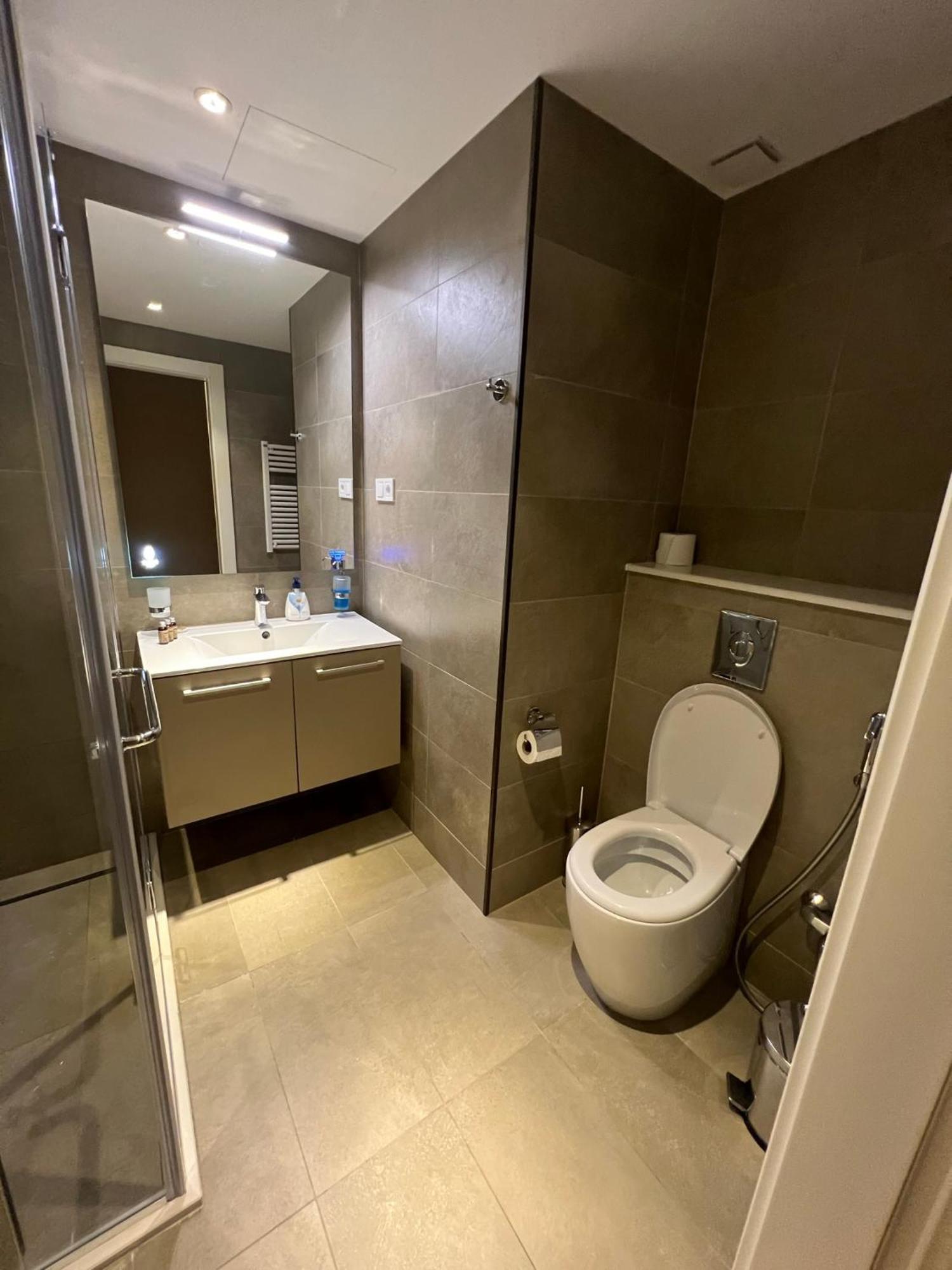 Ng Premium Apartments In Alliance Palace Batumi Ngoại thất bức ảnh