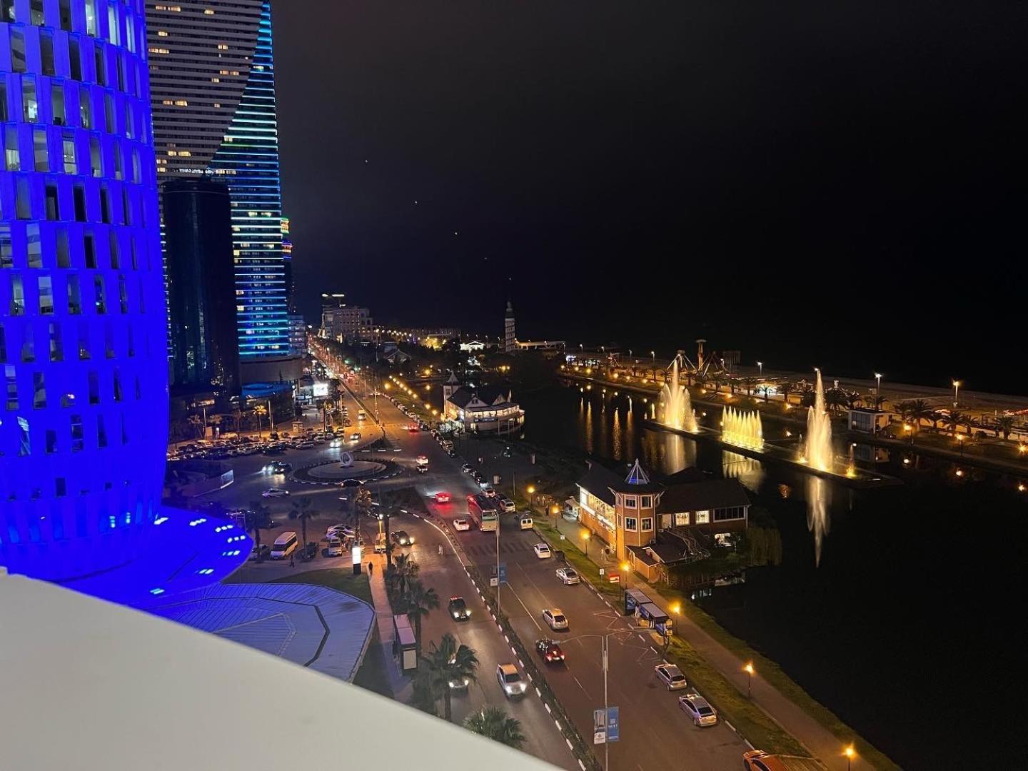 Ng Premium Apartments In Alliance Palace Batumi Ngoại thất bức ảnh
